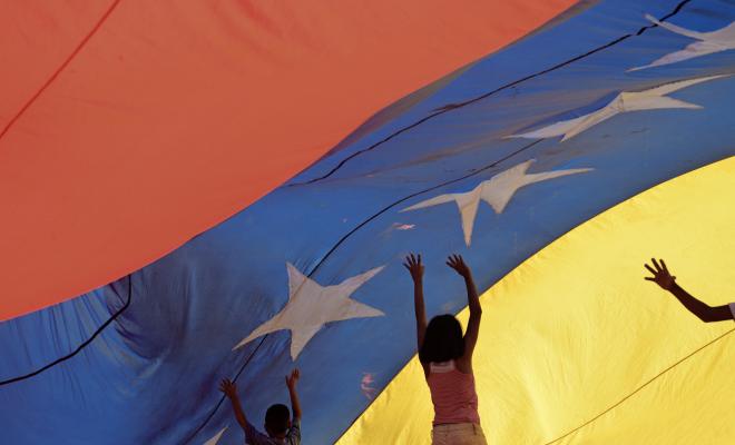 В Венесуэле начнут выдавать кредиты криптовалютой